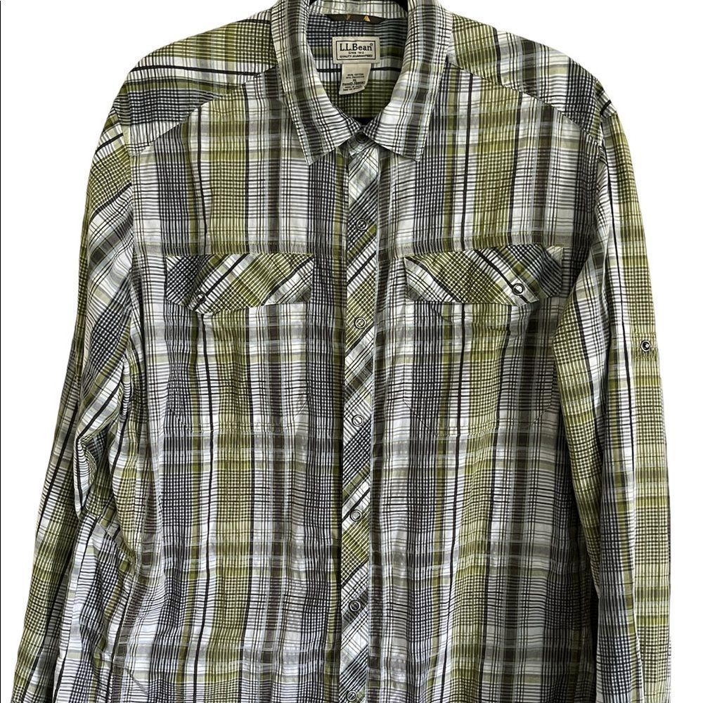 L.L. BEAN Men’s Shirt Sz XL Casual Plaid Green White Snap Roll Tab Outdoor EUC